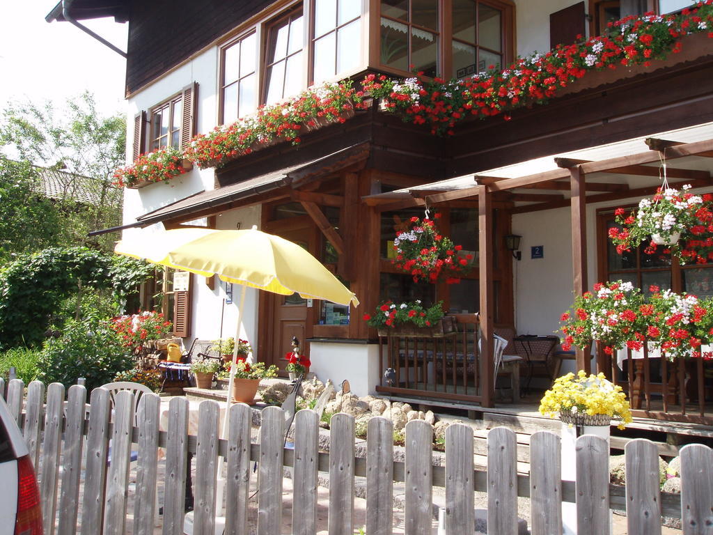 Gaestehaus Richter Oberammergau Exterior photo